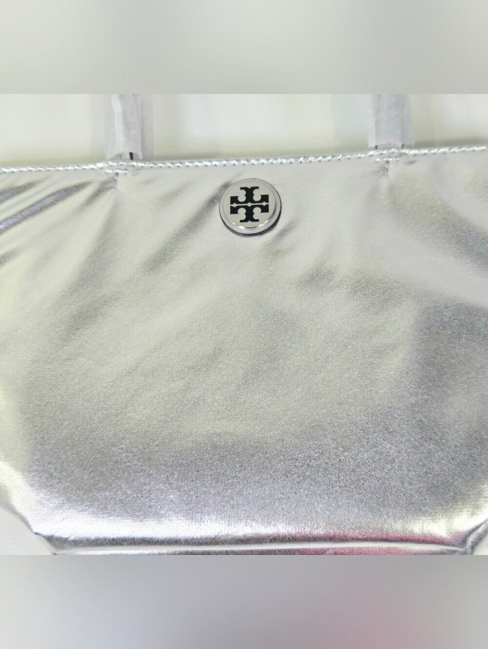 NWT TORY BURCH METALLIC SILVER MINI TOTE BAG WITH STRAP. - Picture 3 of 7